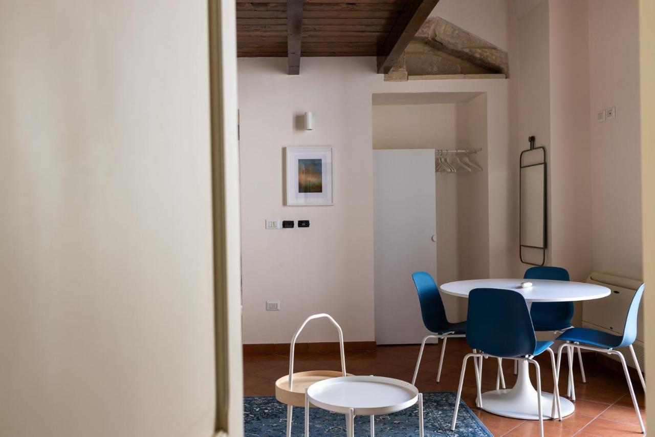 לצ'ה Palazzo Della Contessa - Suites & Breakfast מראה חיצוני תמונה