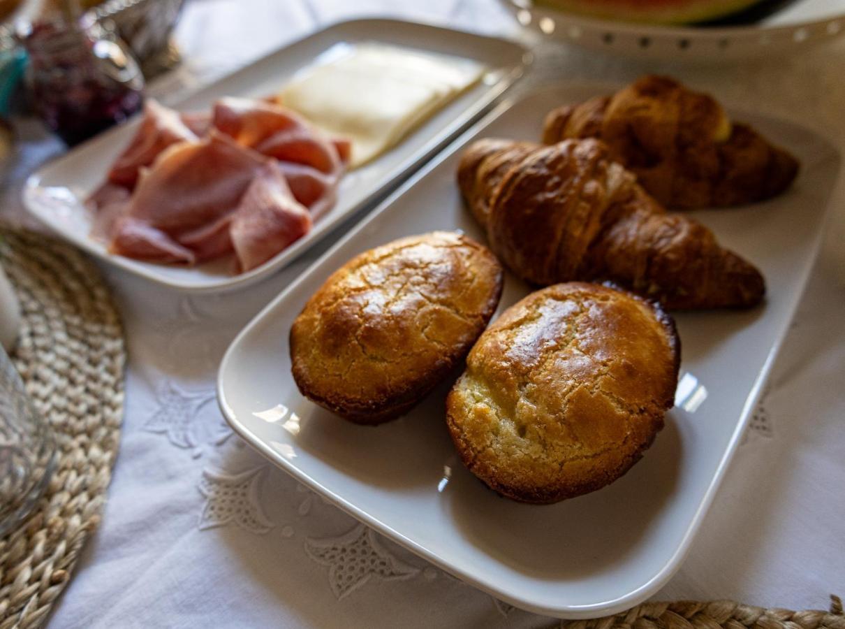 לצ'ה Palazzo Della Contessa - Suites & Breakfast מראה חיצוני תמונה