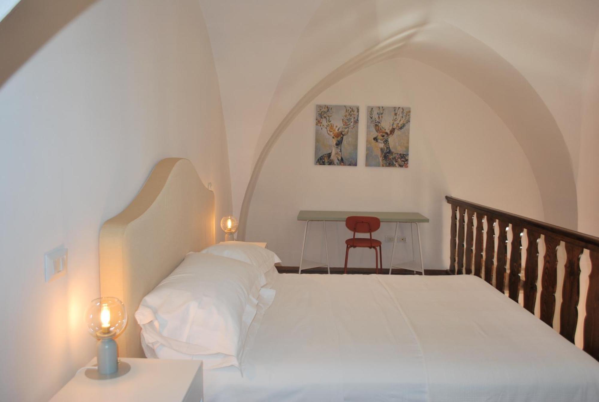 לצ'ה Palazzo Della Contessa - Suites & Breakfast מראה חיצוני תמונה