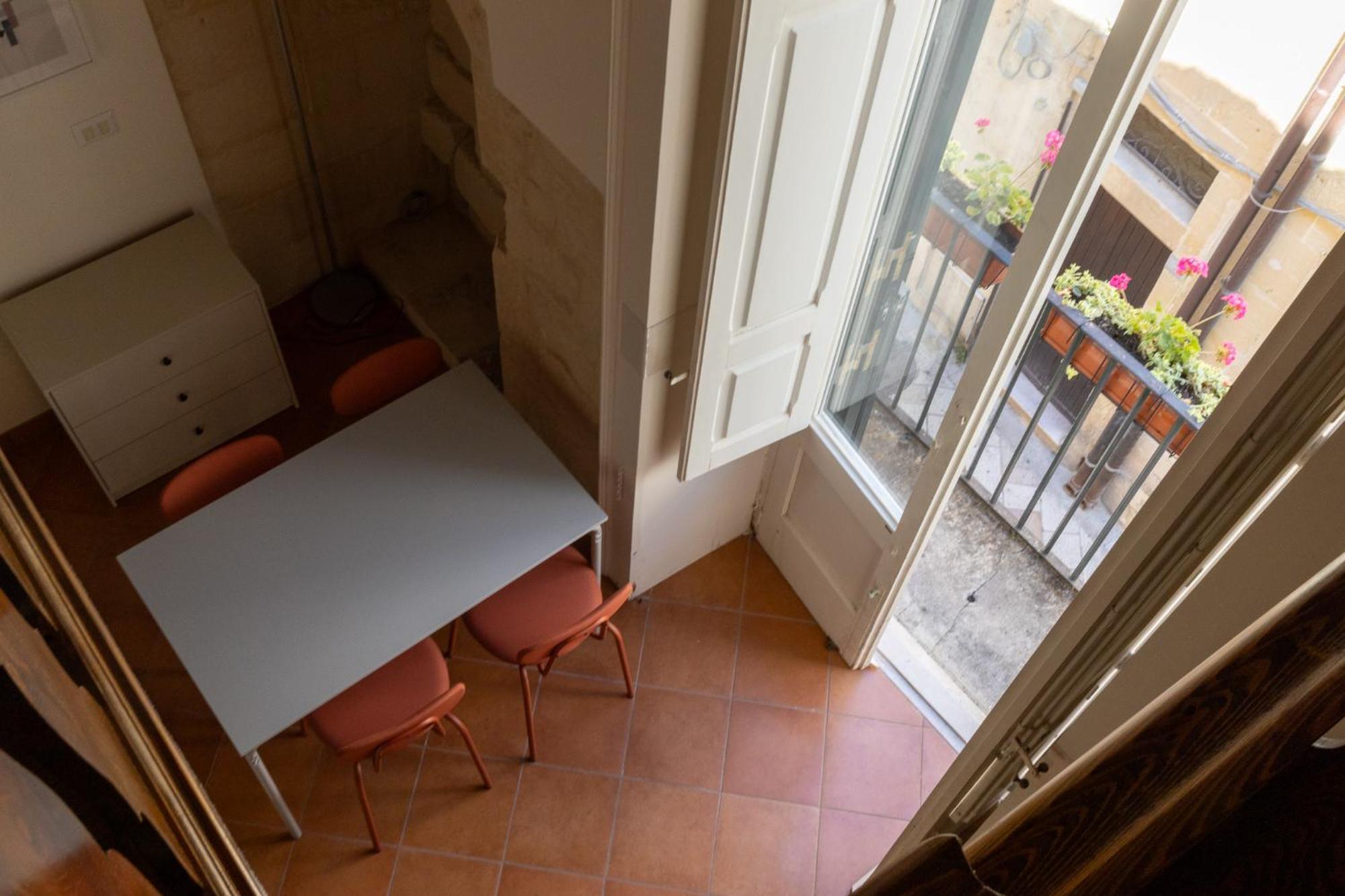 לצ'ה Palazzo Della Contessa - Suites & Breakfast מראה חיצוני תמונה